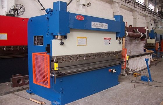 Машина 63T тормоза давления стальной плиты Benchtop гидровлическая/2500mm