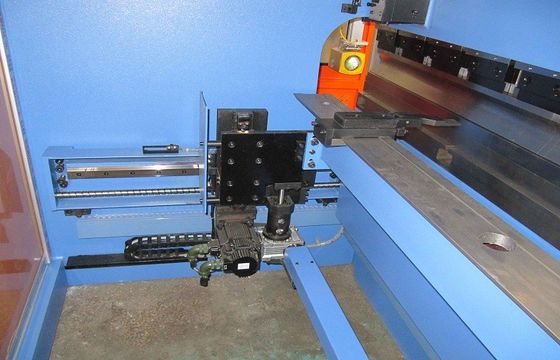 High Efficiency CNC Hydraulic  3mm 100 Ton Press Brake & Bending Machine