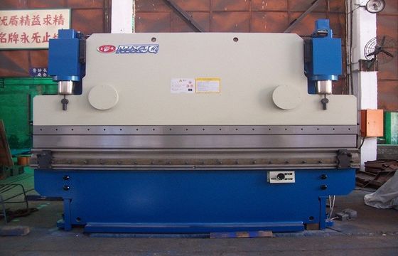 Estun E10 200 Ton press brake metal plate bending machine for truck carriage