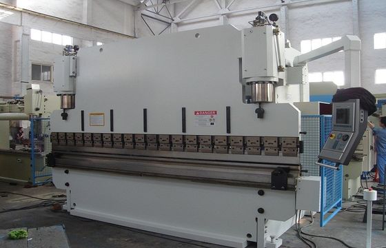 CNC υδραυλική Benchtop κάμπτοντας μηχανών χάλυβα ασφάλεια 10000KN 1000T/6000mm φρένων Τύπου
